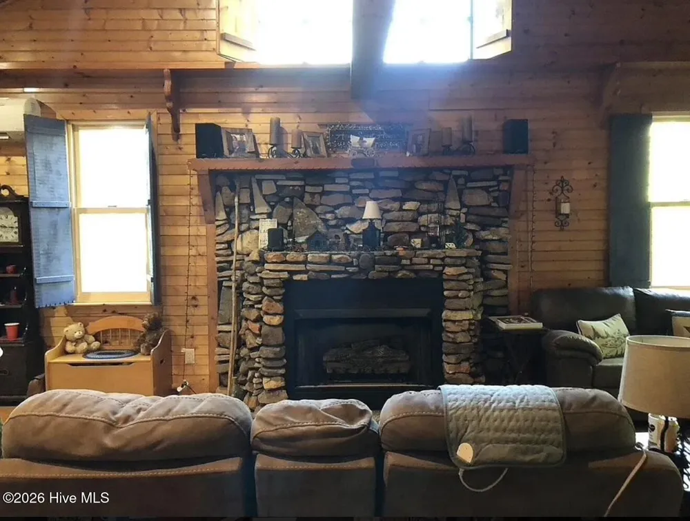 92 Ox Bow Lane Blairsville, GA 30512