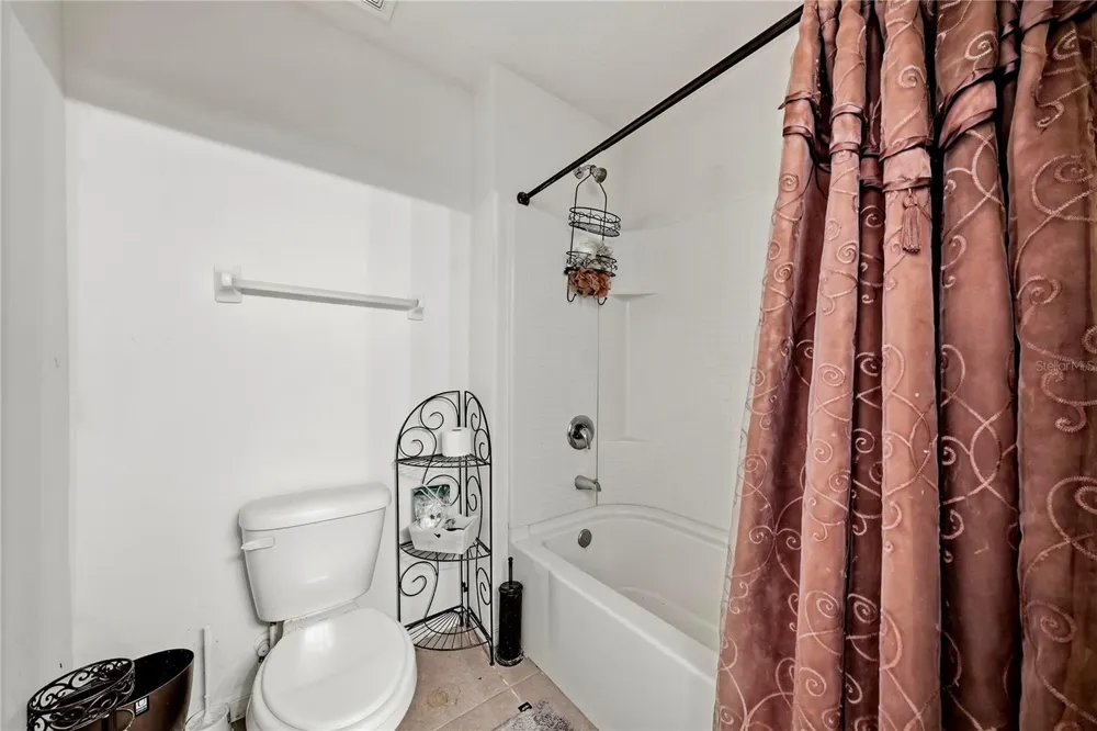 8128 HARWICH PORT LANE Gibsonton, FL 33534