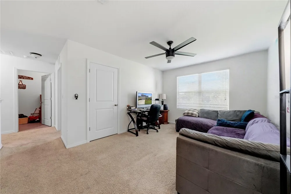 8128 HARWICH PORT LANE Gibsonton, FL 33534
