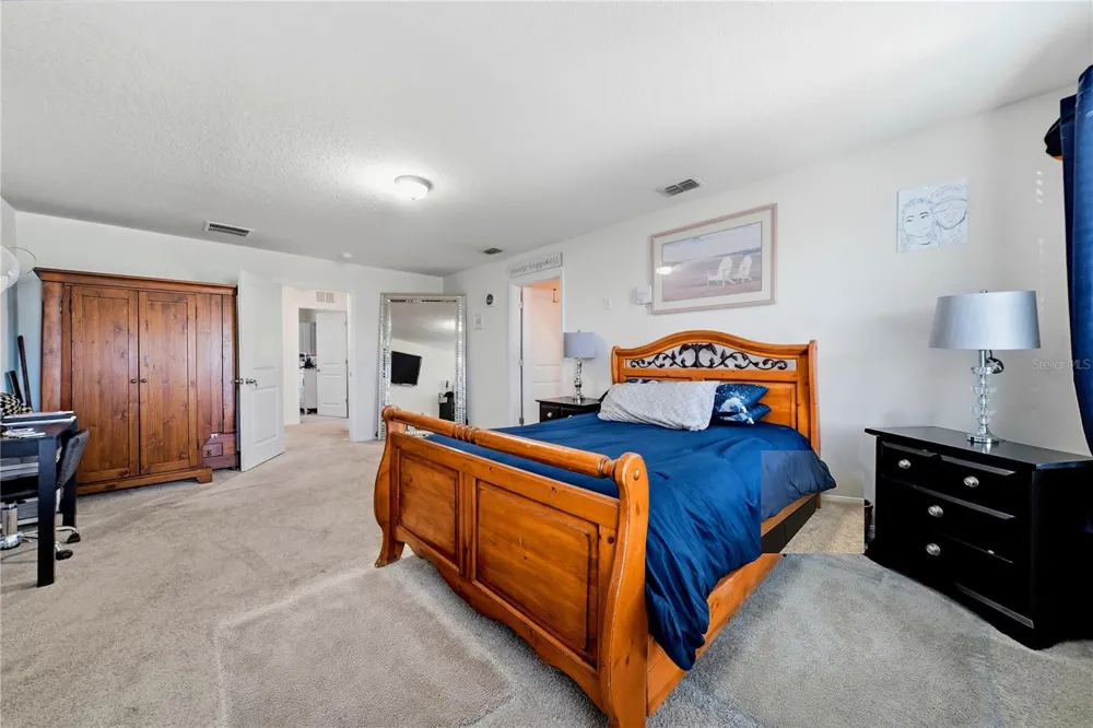 8128 HARWICH PORT LANE Gibsonton, FL 33534