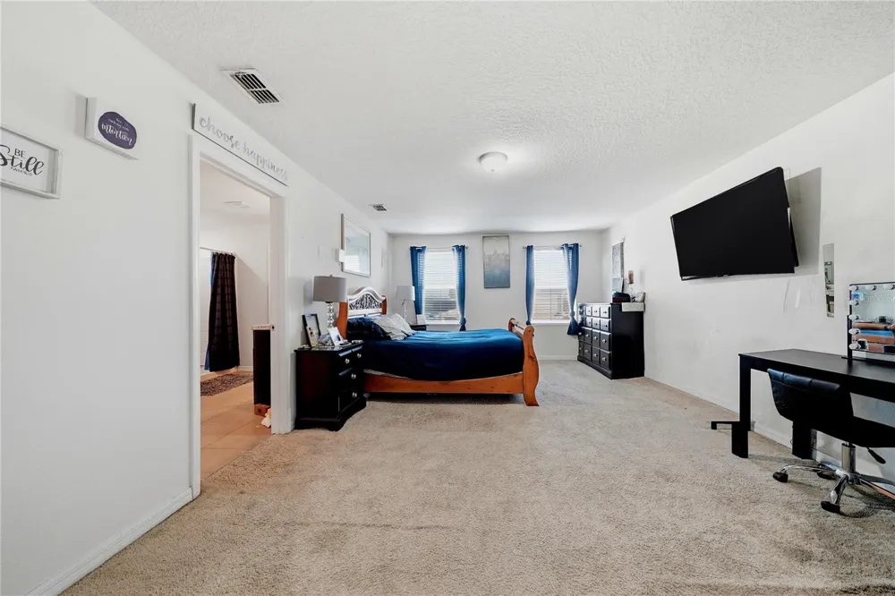 8128 HARWICH PORT LANE Gibsonton, FL 33534