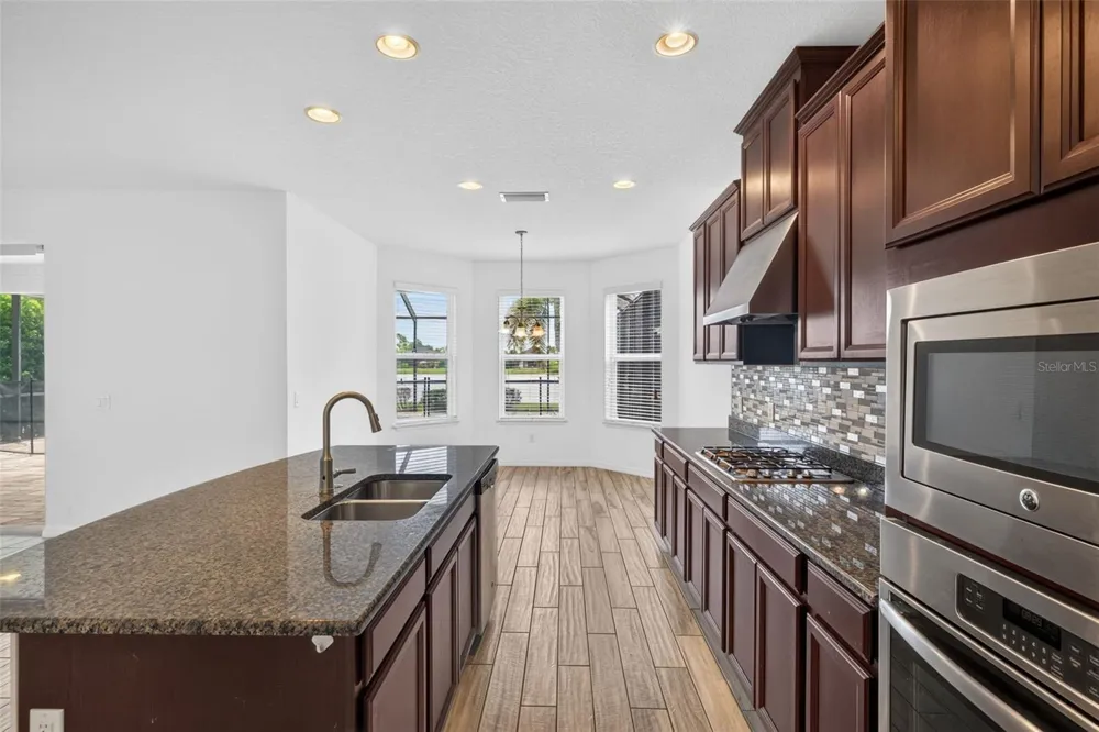 5934 ANISE DRIVE Sarasota, FL 34238