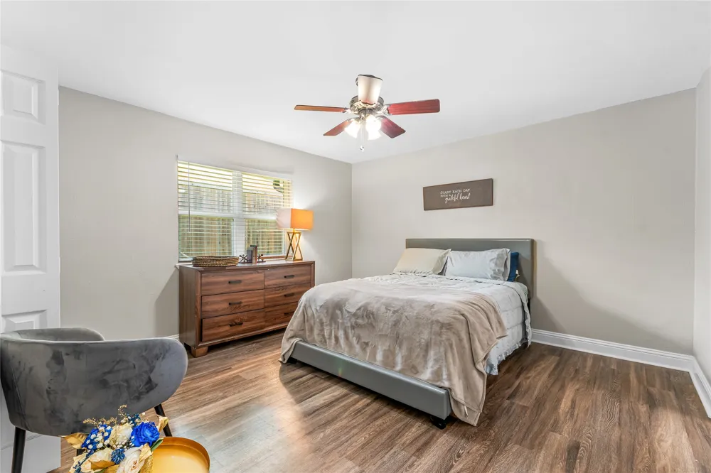 436 Ball Street Grapevine, TX 76051