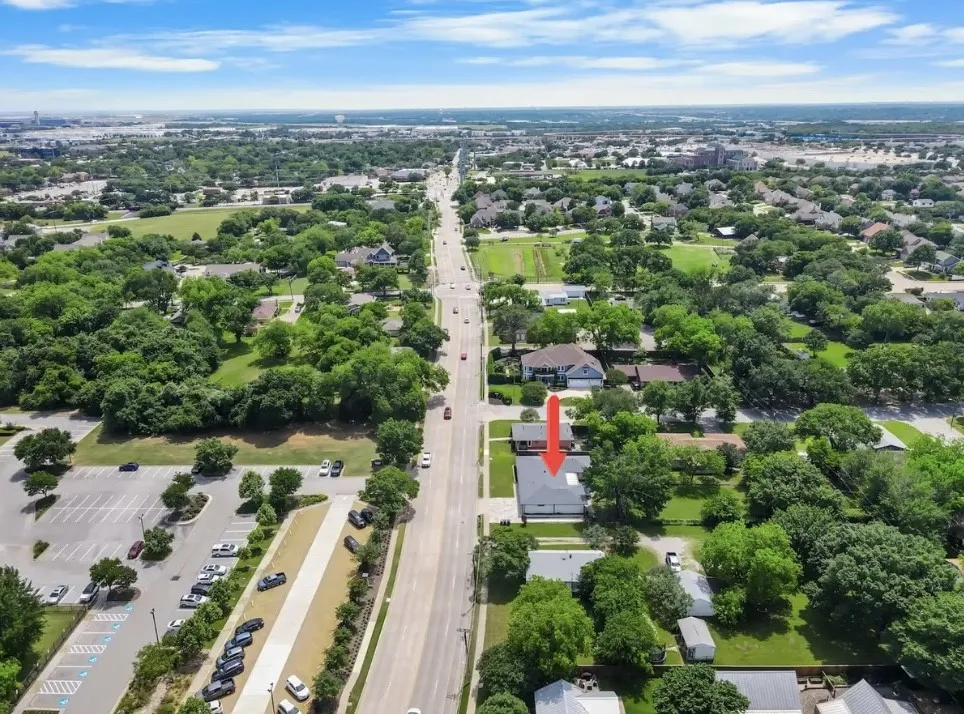 436 Ball Street Grapevine, TX 76051