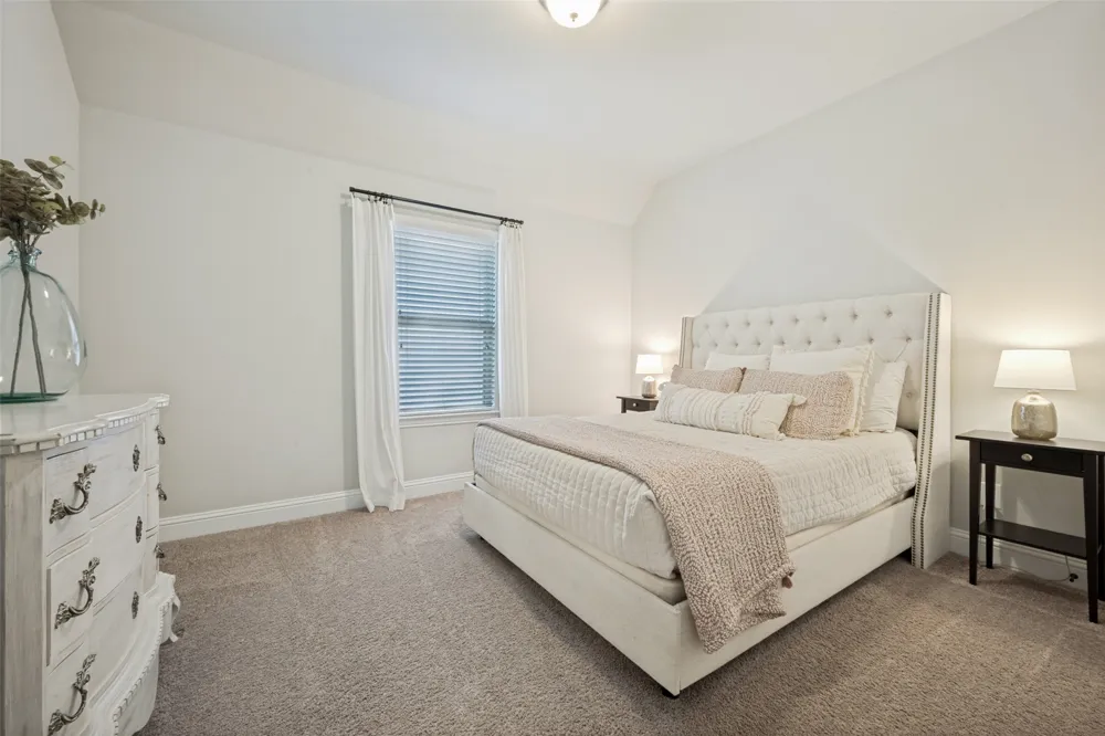 9004 Washington Lane Argyle, TX 76226