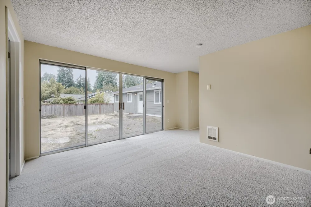 7818 126th Street E Puyallup, WA 98373