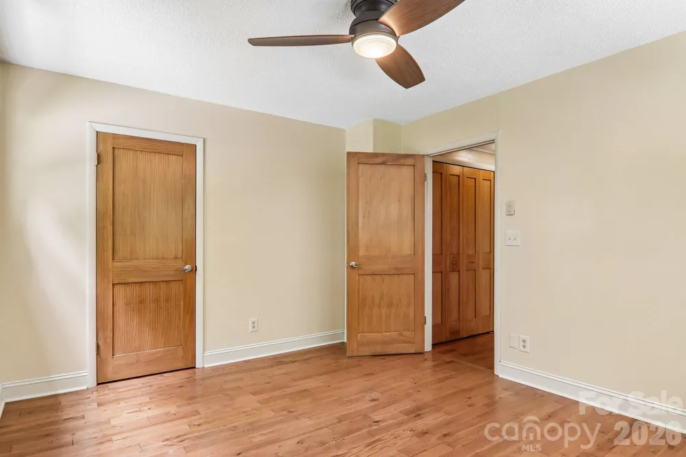 3 Edelweiss Drive Horse Shoe, NC 28742
