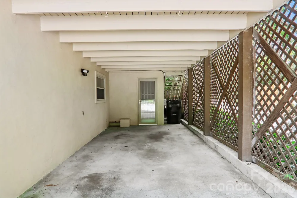 3 Edelweiss Drive Horse Shoe, NC 28742