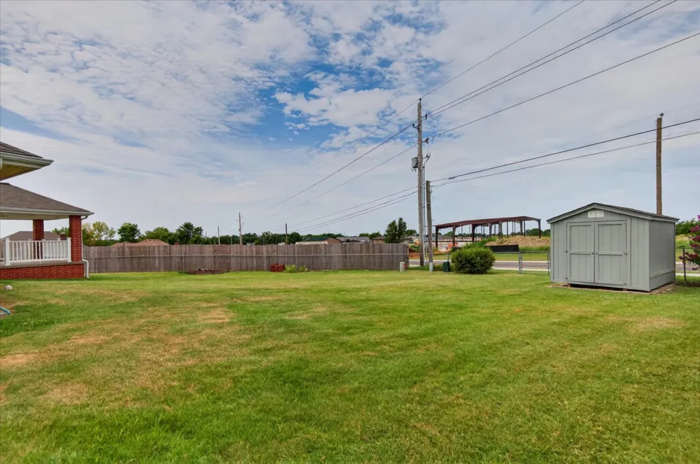 5604 Steeper Drive Bartlesville, OK 74006