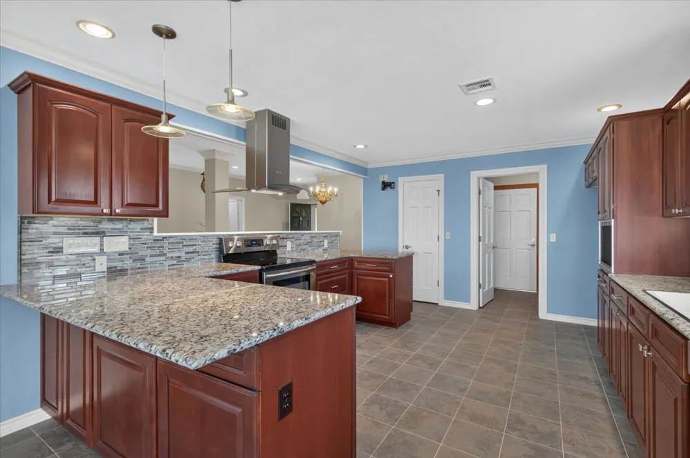 5604 Steeper Drive Bartlesville, OK 74006