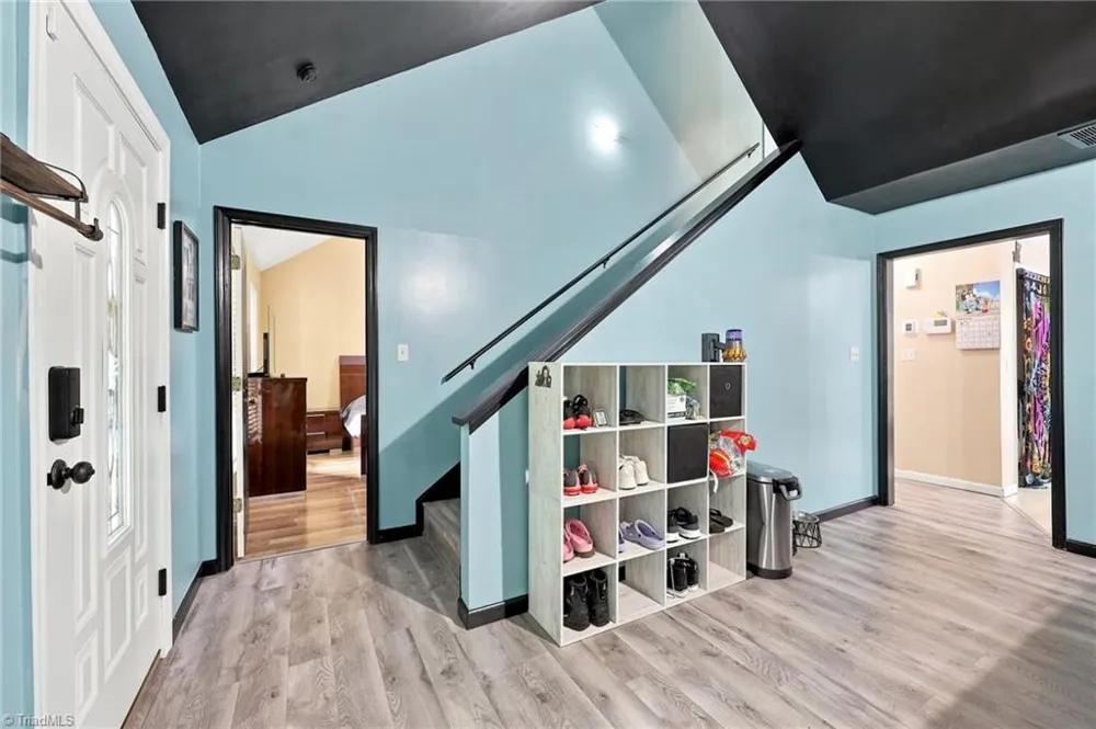5536 Moravian Heights Lane Clemmons, NC 27012