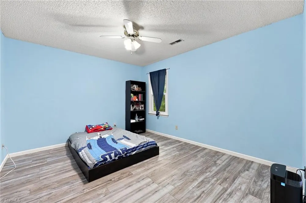 5536 Moravian Heights Lane Clemmons, NC 27012