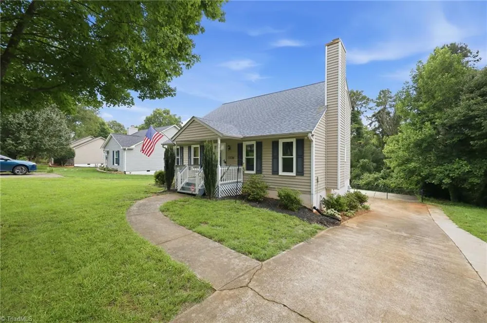 5536 Moravian Heights Lane Clemmons, NC 27012