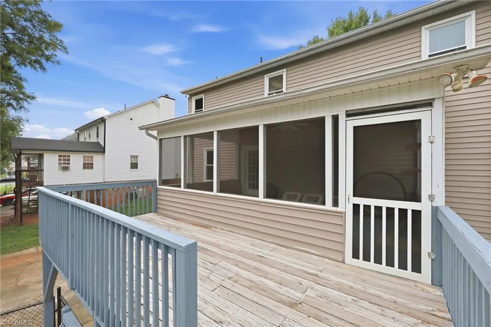 5536 Moravian Heights Lane Clemmons, NC 27012