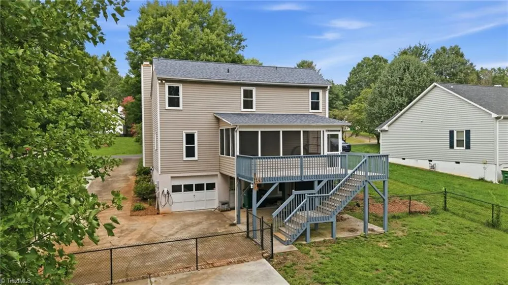 5536 Moravian Heights Lane Clemmons, NC 27012