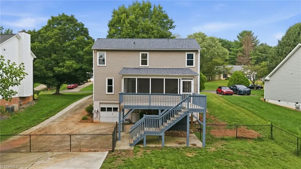 5536 Moravian Heights Lane Clemmons, NC 27012