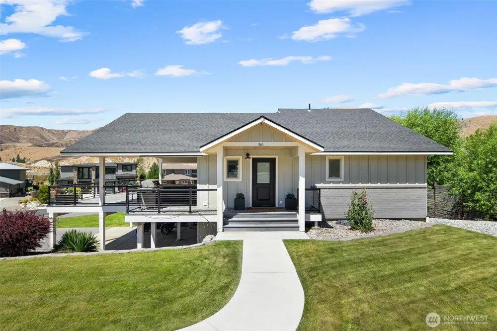 365 W Beach Drive Orondo, WA 98843