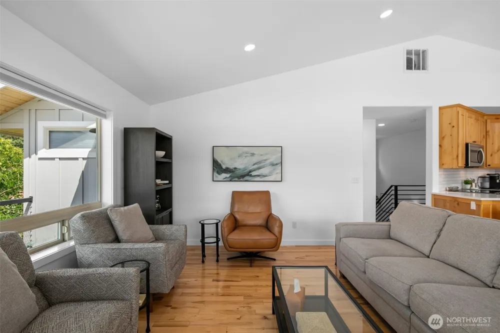 365 W Beach Drive Orondo, WA 98843