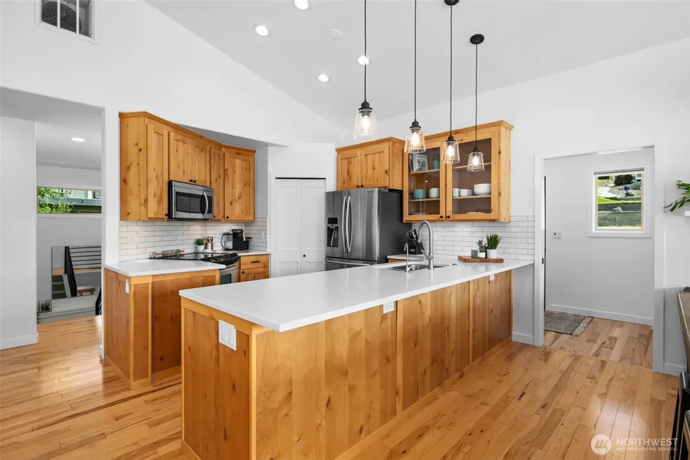 365 W Beach Drive Orondo, WA 98843