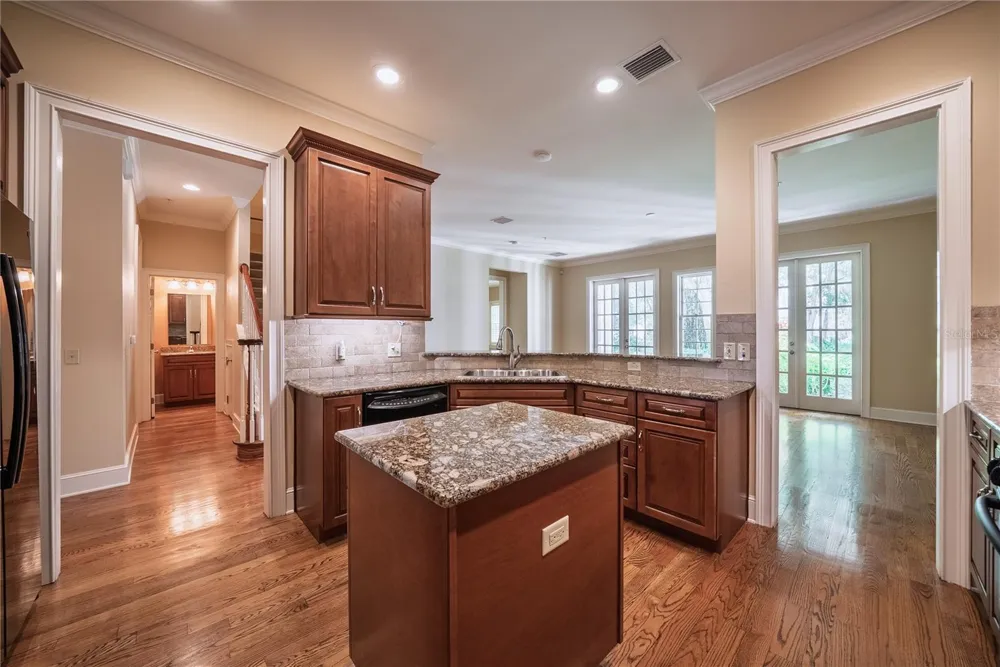 1331 COUNTRY CLUB OAKS CIRCLE Orlando, FL 32804