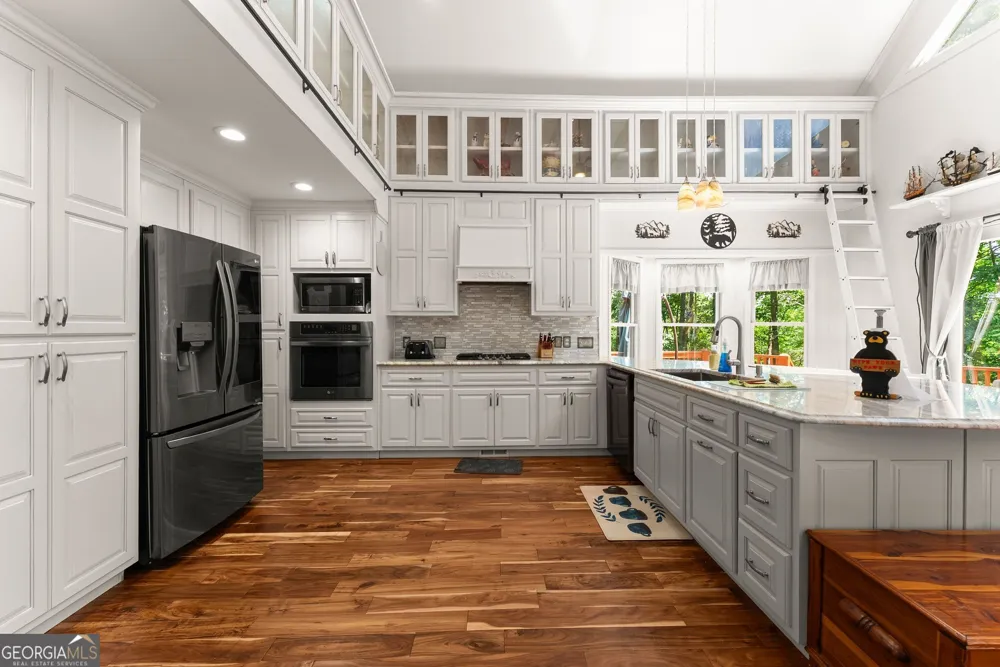 257 Interlochen CT Sautee Nacoochee, GA 30571