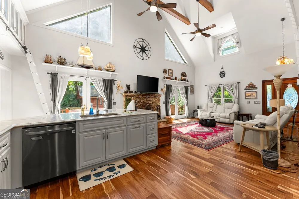257 Interlochen CT Sautee Nacoochee, GA 30571