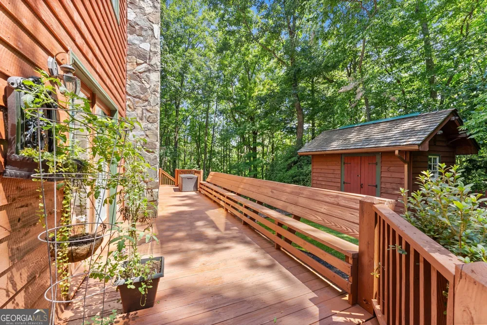 257 Interlochen CT Sautee Nacoochee, GA 30571