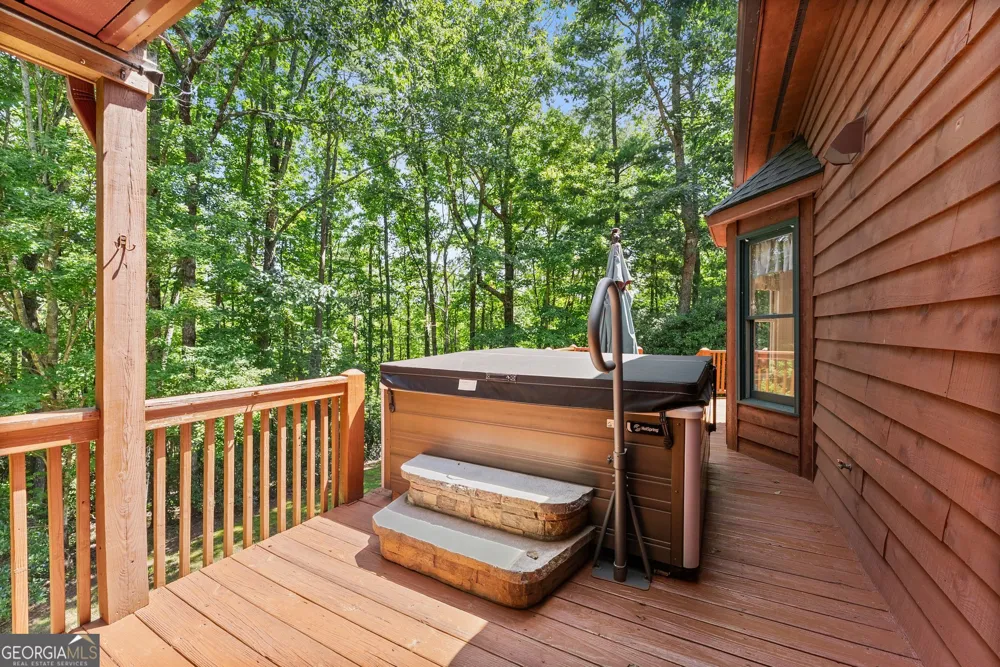 257 Interlochen CT Sautee Nacoochee, GA 30571