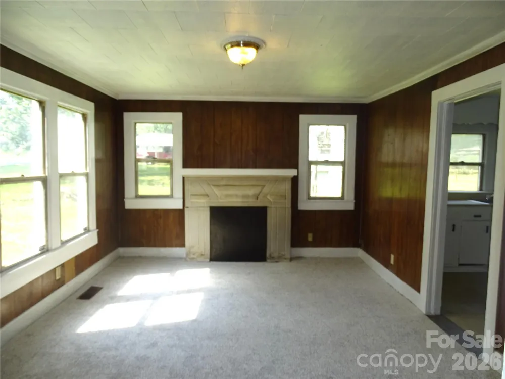 307 Goforth Drive Thomasville, NC 27360