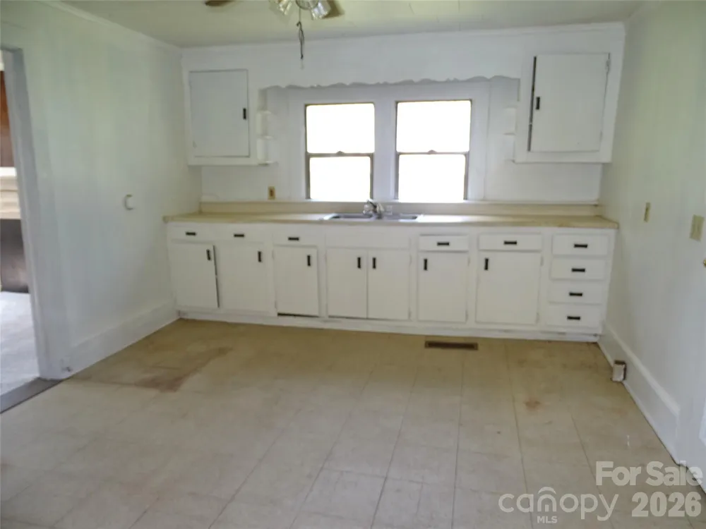 307 Goforth Drive Thomasville, NC 27360
