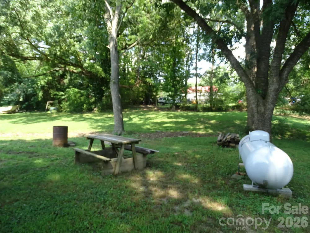 307 Goforth Drive Thomasville, NC 27360