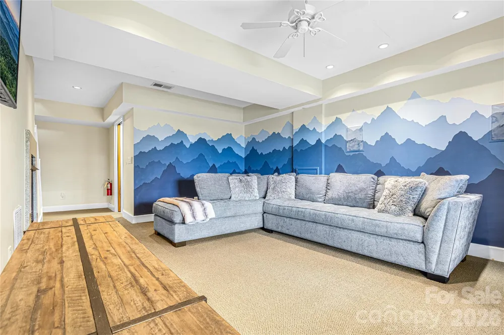 419 Summit Trail Banner Elk, NC 28604