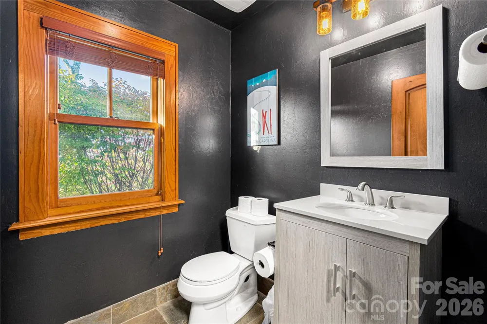 419 Summit Trail Banner Elk, NC 28604