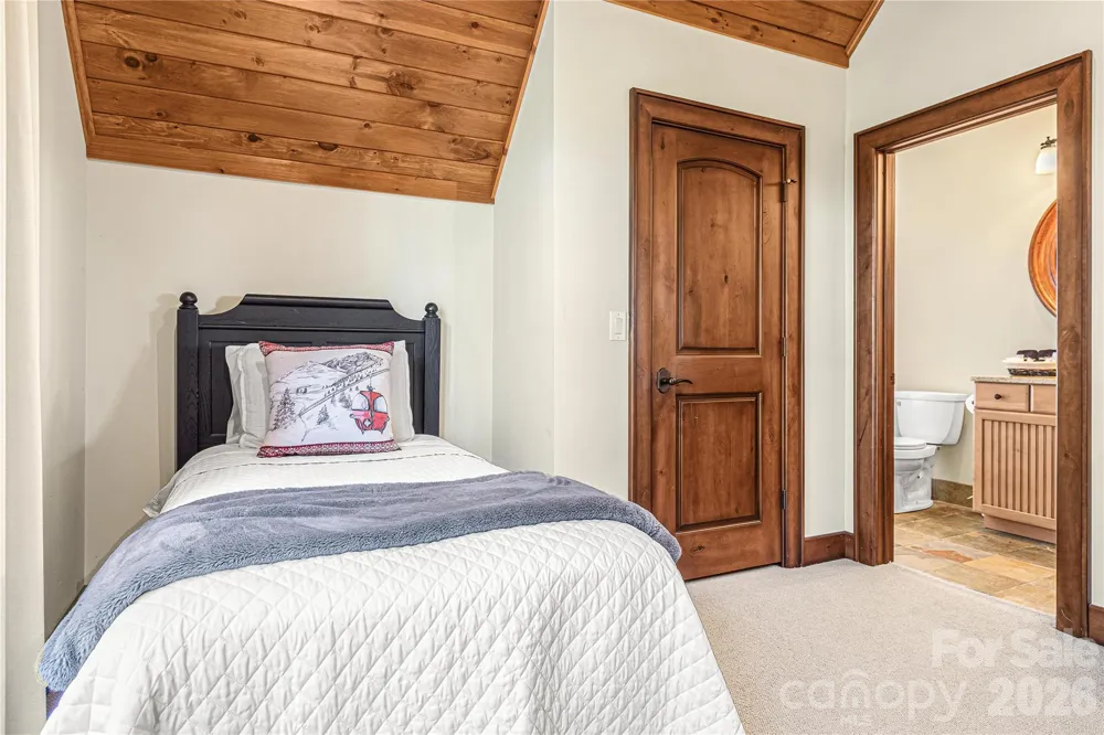 419 Summit Trail Banner Elk, NC 28604