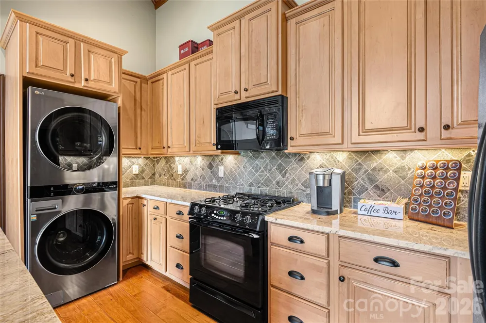 419 Summit Trail Banner Elk, NC 28604