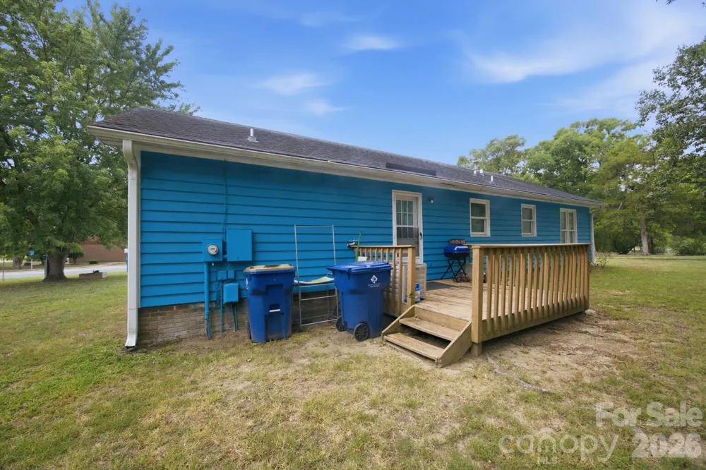 302 W Elm Street Wingate, NC 28174