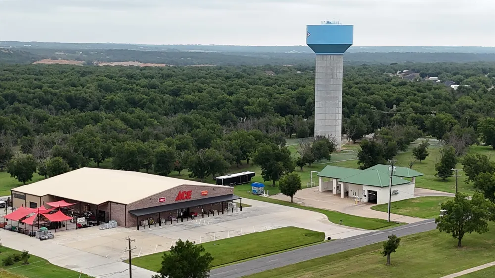 3173 E Landings S Granbury, TX 76049