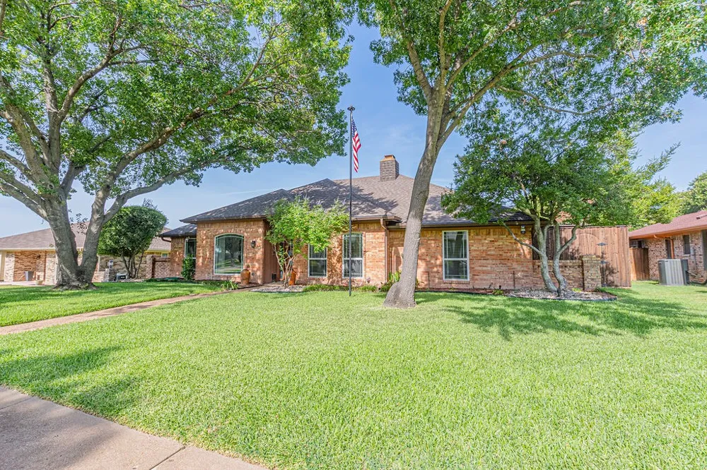 4005 Hatherly Drive Plano, TX 75023
