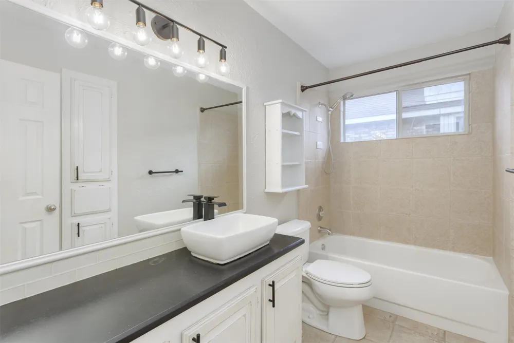 5204 Valleydale Drive Flower Mound, TX 75028