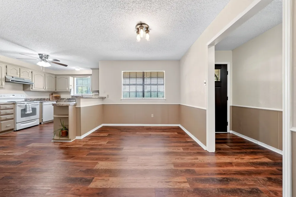 7261 State Highway 50 Commerce, TX 75428