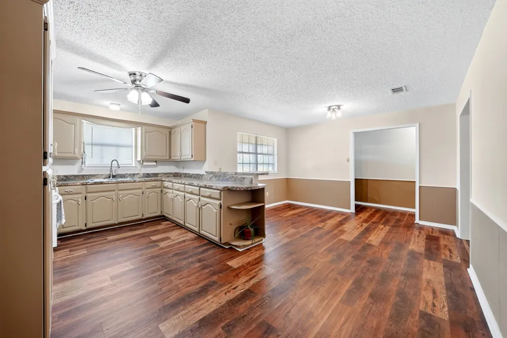 7261 State Highway 50 Commerce, TX 75428