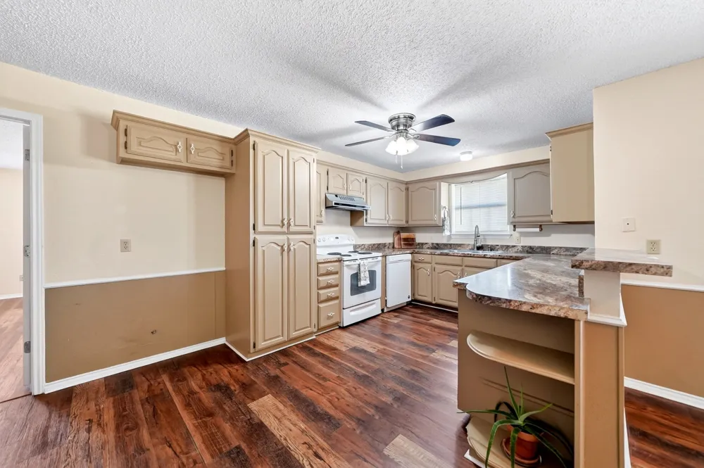 7261 State Highway 50 Commerce, TX 75428