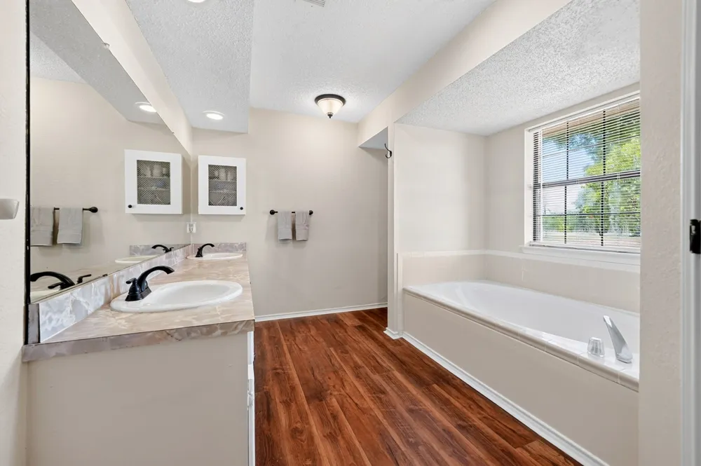 7261 State Highway 50 Commerce, TX 75428