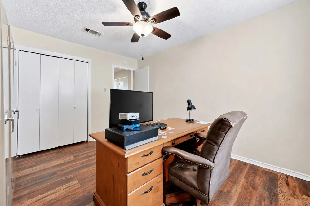 7261 State Highway 50 Commerce, TX 75428