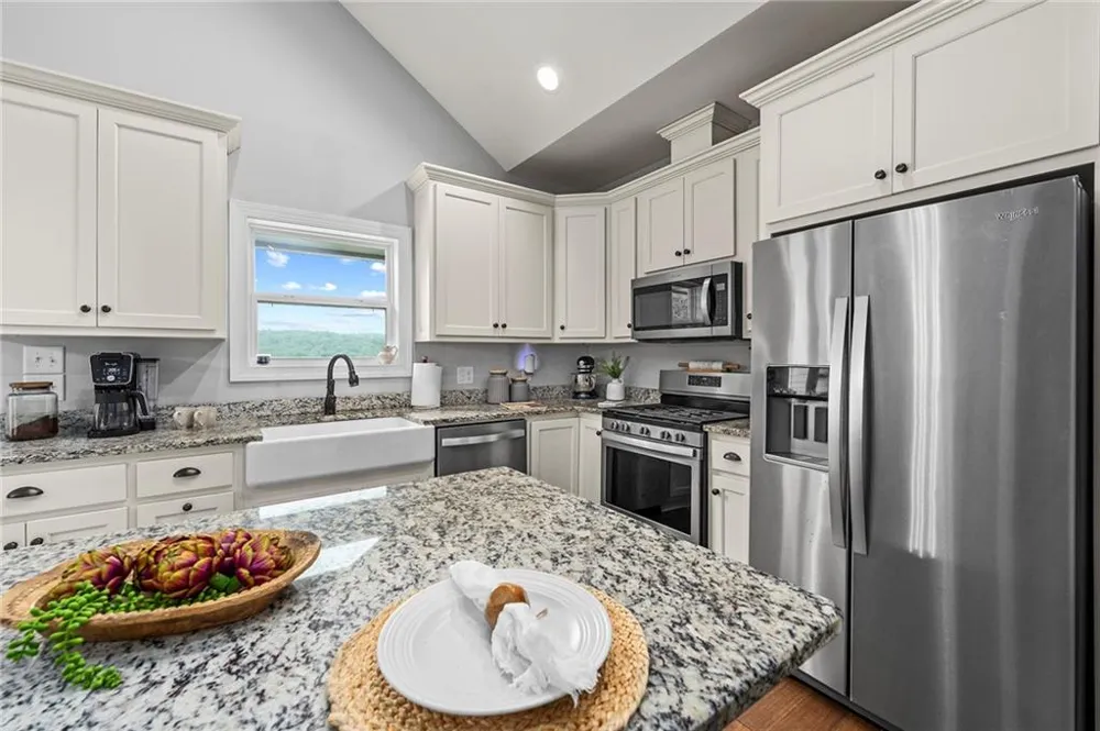 251 Birchwood Court Waleska, GA 30183