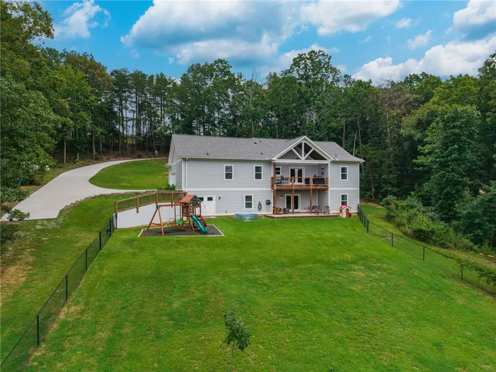 251 Birchwood Court Waleska, GA 30183