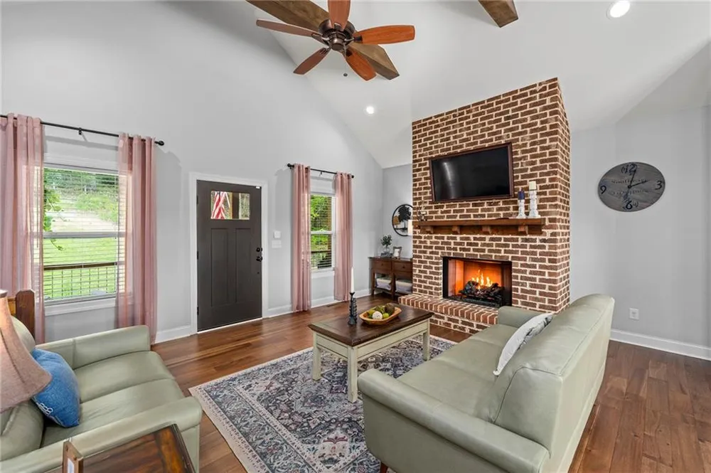 251 Birchwood Court Waleska, GA 30183