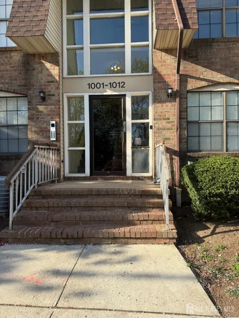 1008 Hidden Village Drive