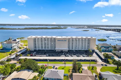 3606 S Peninsula Drive ##103
