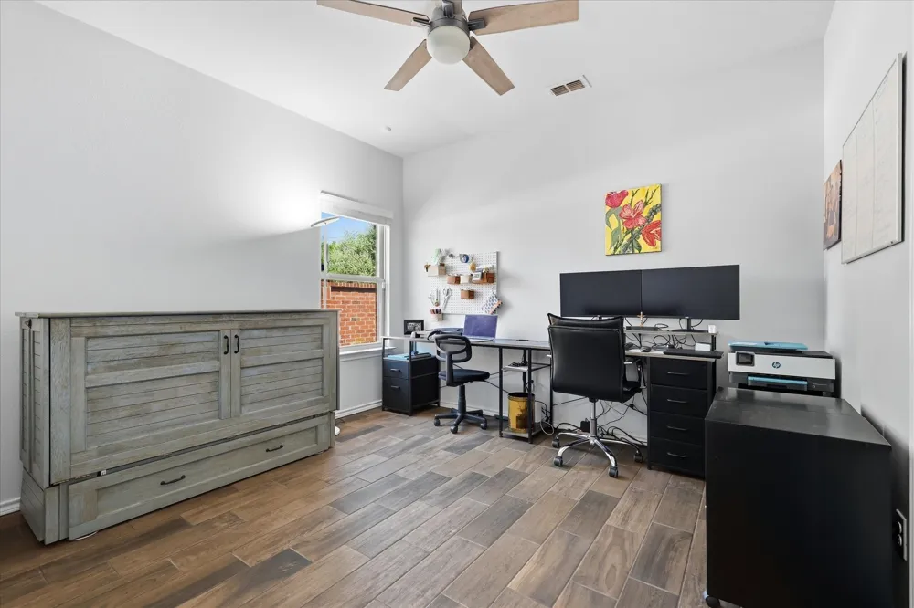 5901 Glenwood Drive Denton, TX 76208